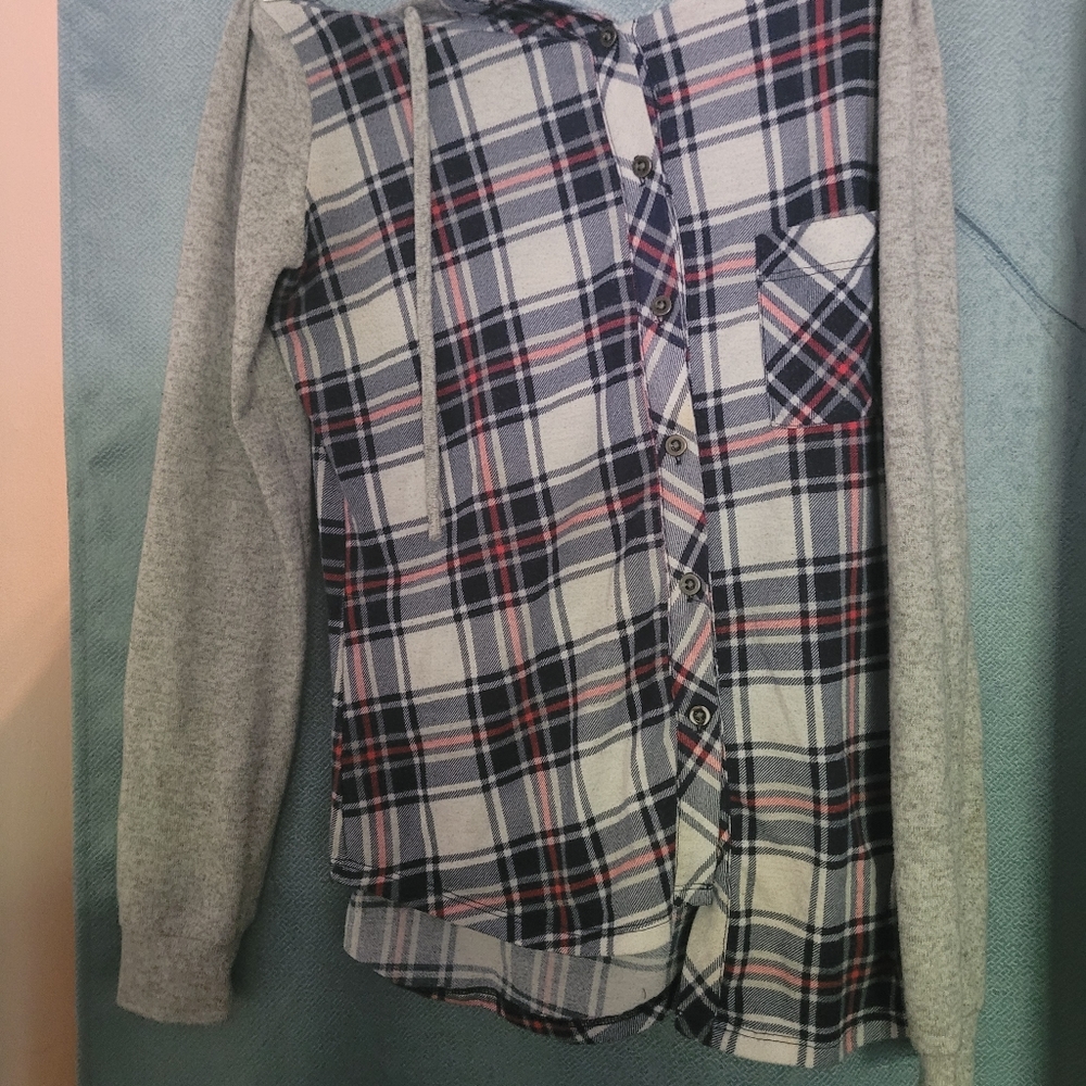 Plaid, hooded shirt